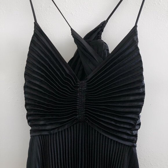 NWT A.L.C. Aries Black Pleated Maxi Dress Size 14 - Picture 6 of 11